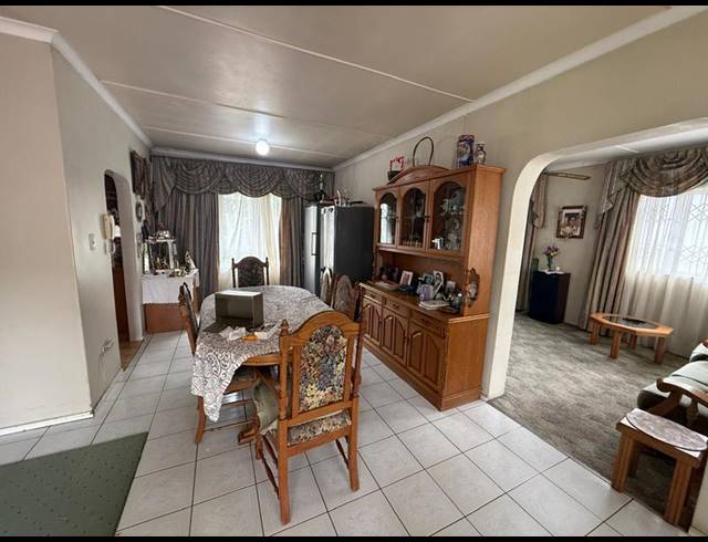 FARM FOR SALE IN BURLINGTON HEIGHTS